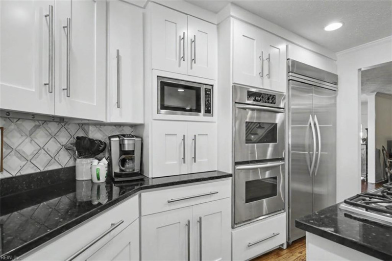 Photo 25 of 50 residential for sale in Hampton virginia