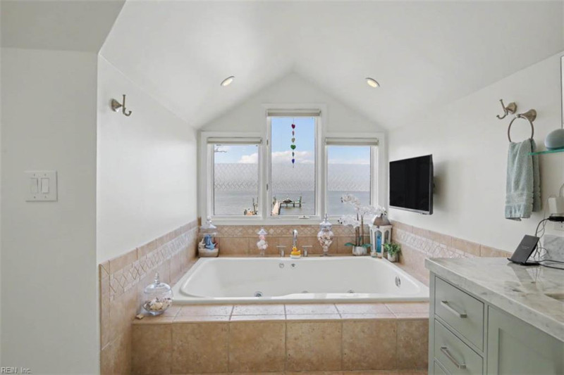 Photo 40 of 50 residential for sale in Hampton virginia
