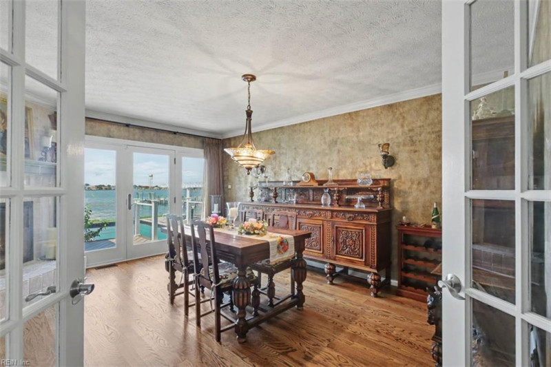 Photo 6 of 50 residential for sale in Hampton virginia