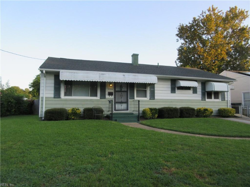Photo 11 of 13 residential for sale in Norfolk virginia