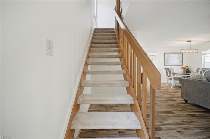 Photo 14 of 33 residential for sale in Virginia Beach virginia