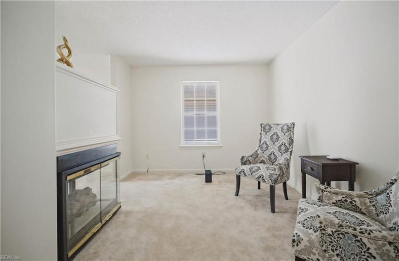 Photo 16 of 33 residential for sale in Virginia Beach virginia