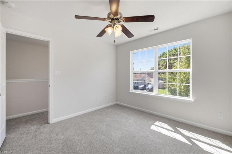 Photo 34 of 43 residential for sale in Chesapeake virginia
