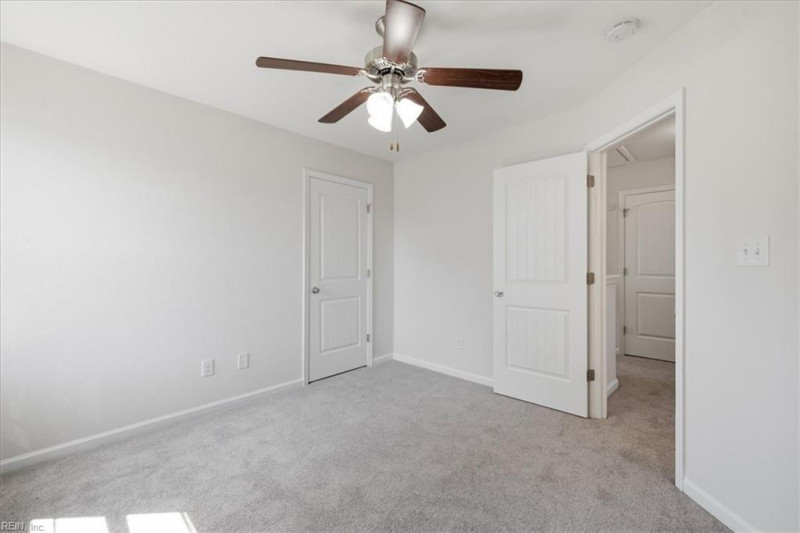 Photo 40 of 43 residential for sale in Chesapeake virginia