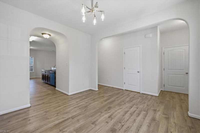 Photo 5 of 43 residential for sale in Chesapeake virginia