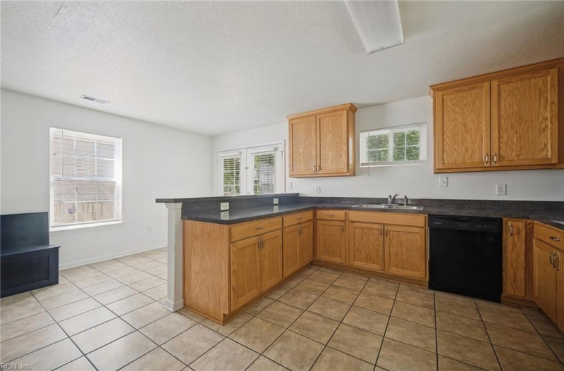Photo 11 of 40 residential for sale in Norfolk virginia Photo 11 of 40 residential for sale in Norfolk virginia