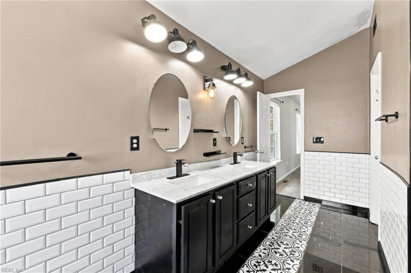 Photo 28 of 43 residential for sale in Hampton virginia