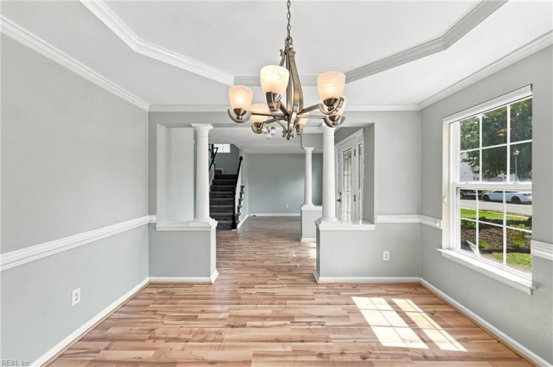 Photo 7 of 43 residential for sale in Hampton virginia