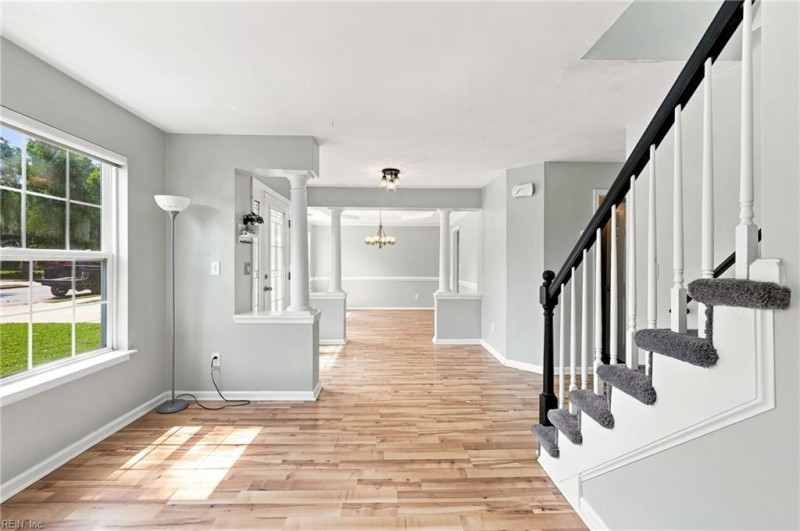 Photo 9 of 43 residential for sale in Hampton virginia