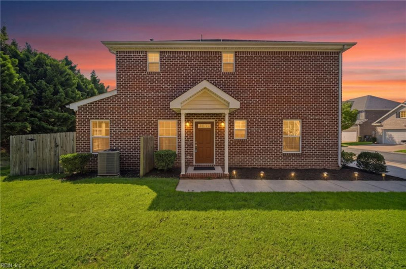 Photo 1 of 46 residential for sale in Portsmouth virginia