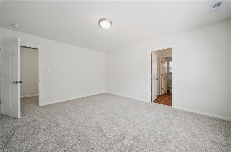 Photo 20 of 46 residential for sale in Portsmouth virginia