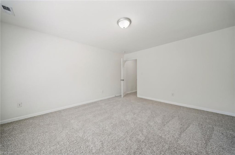 Photo 21 of 46 residential for sale in Portsmouth virginia