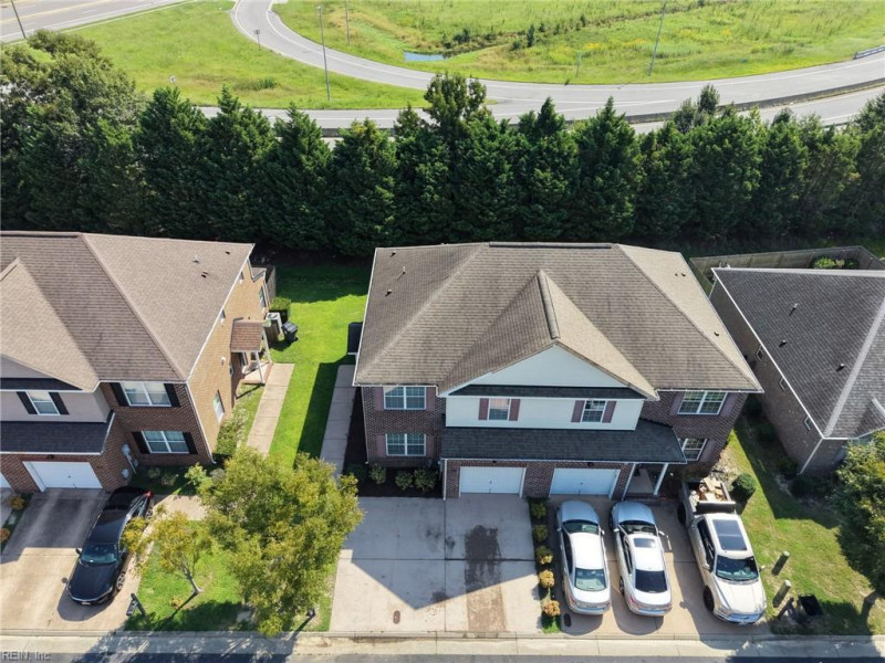 Photo 33 of 46 residential for sale in Portsmouth virginia