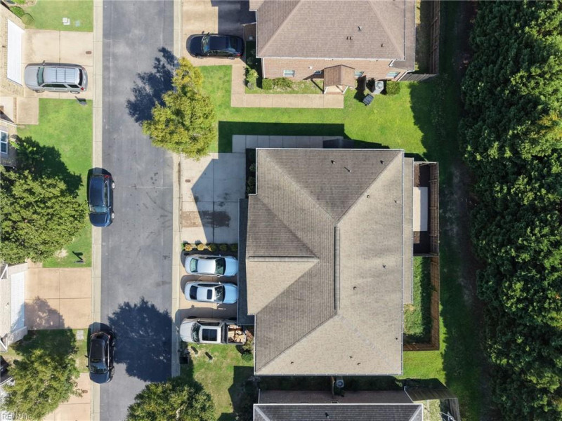 Photo 35 of 46 residential for sale in Portsmouth virginia