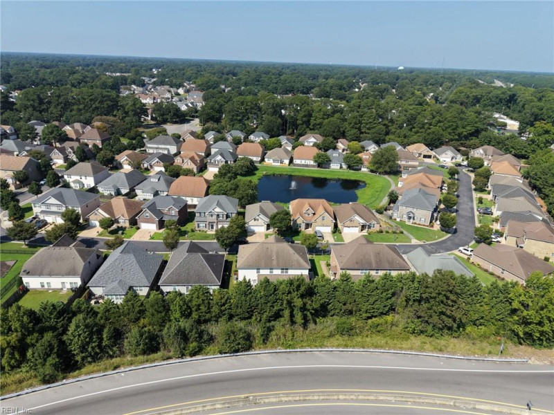 Photo 37 of 46 residential for sale in Portsmouth virginia