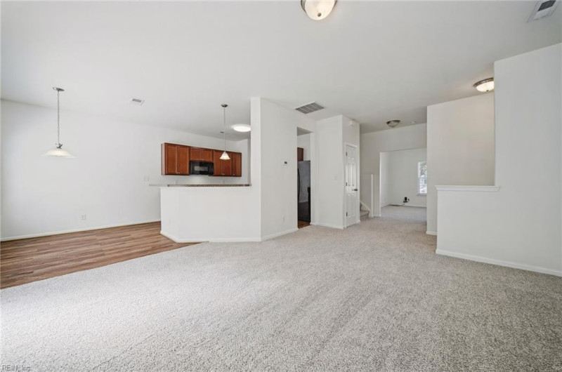Photo 7 of 46 residential for sale in Portsmouth virginia