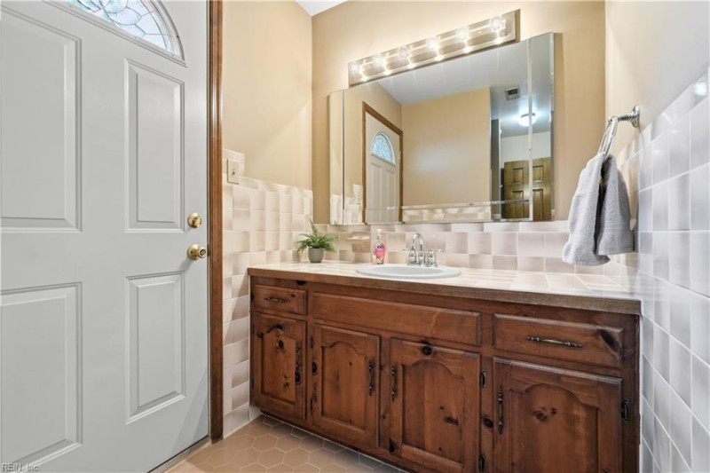 Photo 12 of 50 residential for sale in Virginia Beach virginia