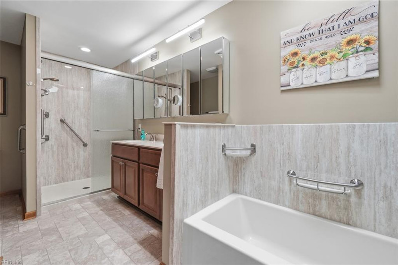 Photo 17 of 50 residential for sale in Virginia Beach virginia