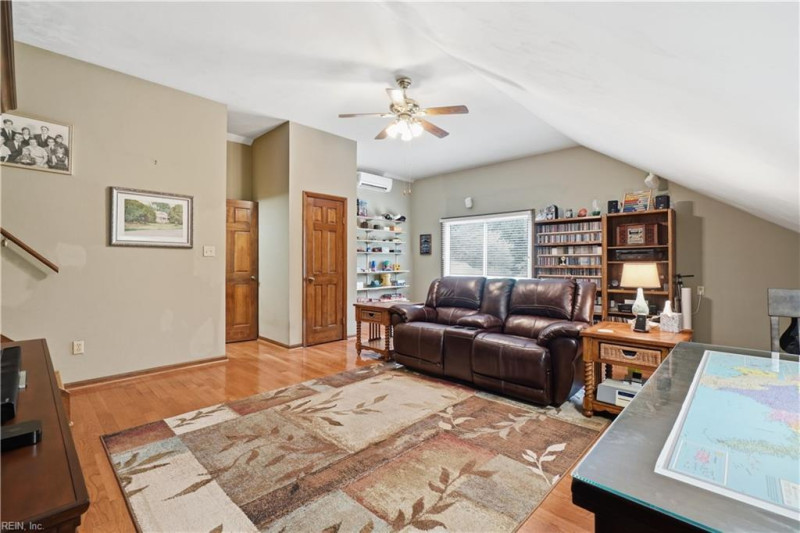 Photo 25 of 50 residential for sale in Virginia Beach virginia