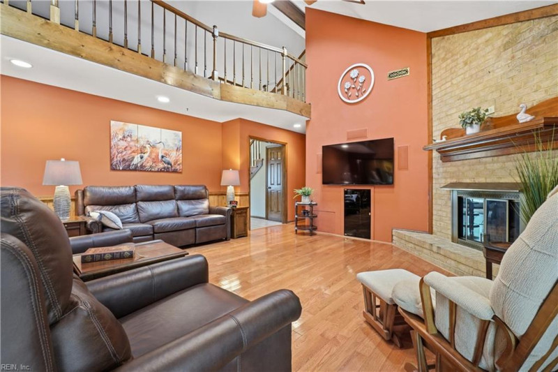 Photo 8 of 50 residential for sale in Virginia Beach virginia