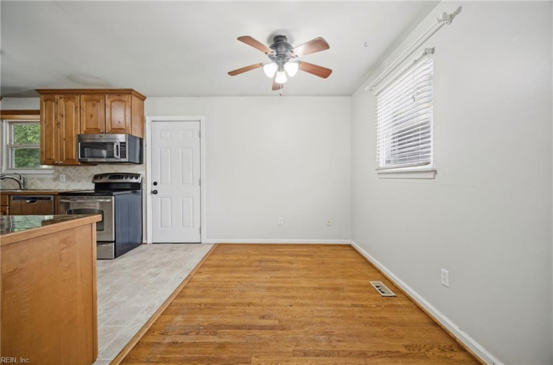 Photo 5 of 38 residential for sale in Hampton virginia Photo 5 of 38 residential for sale in Hampton virginia