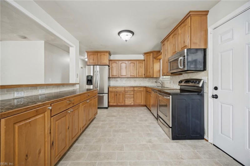 Photo 6 of 38 residential for sale in Hampton virginia Photo 6 of 38 residential for sale in Hampton virginia