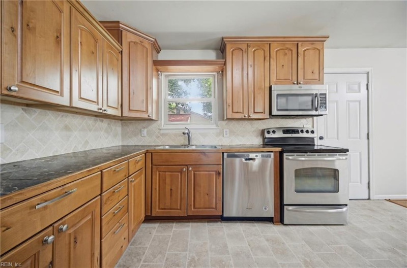 Photo 7 of 38 residential for sale in Hampton virginia Photo 7 of 38 residential for sale in Hampton virginia