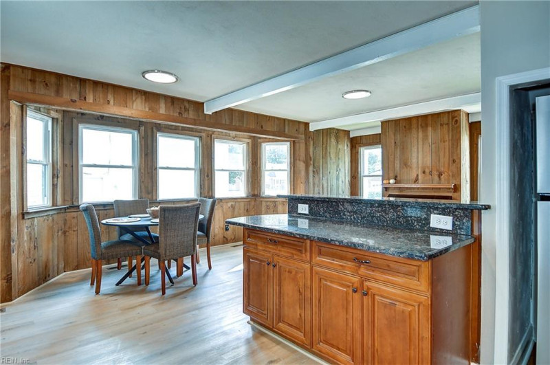 Photo 11 of 50 residential for sale in Norfolk virginia