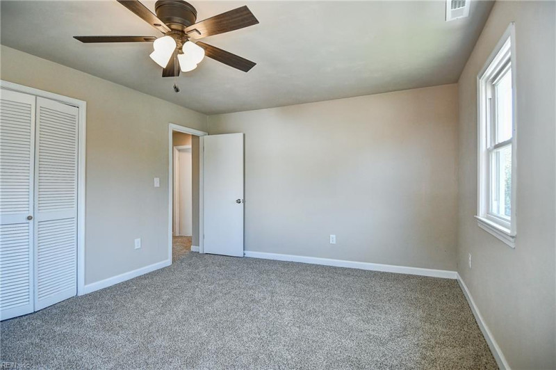 Photo 27 of 50 residential for sale in Norfolk virginia