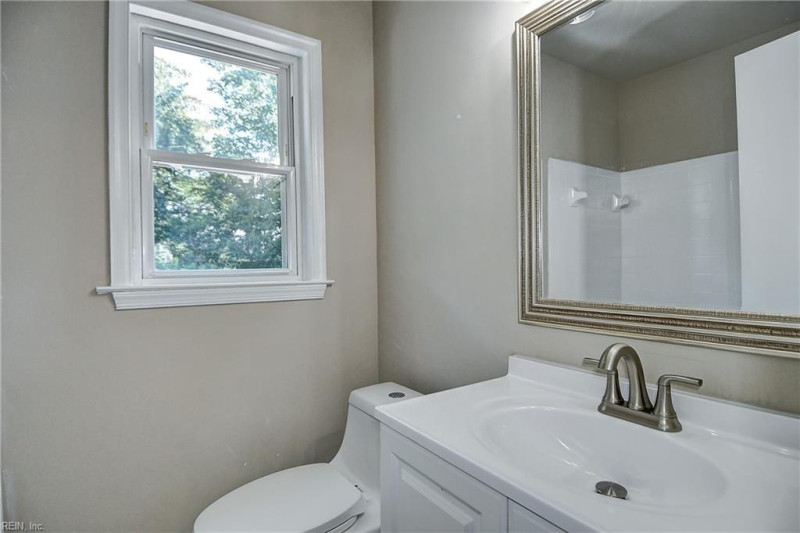 Photo 29 of 50 residential for sale in Norfolk virginia