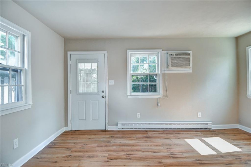 Photo 35 of 50 residential for sale in Norfolk virginia