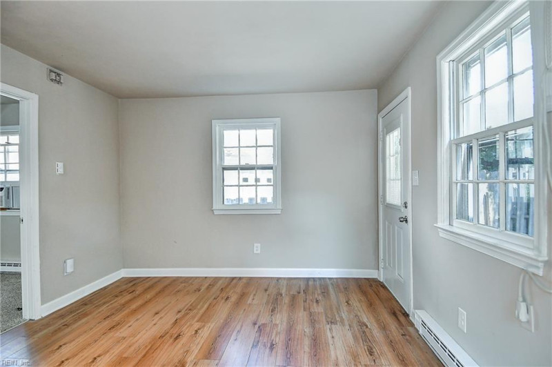 Photo 36 of 50 residential for sale in Norfolk virginia