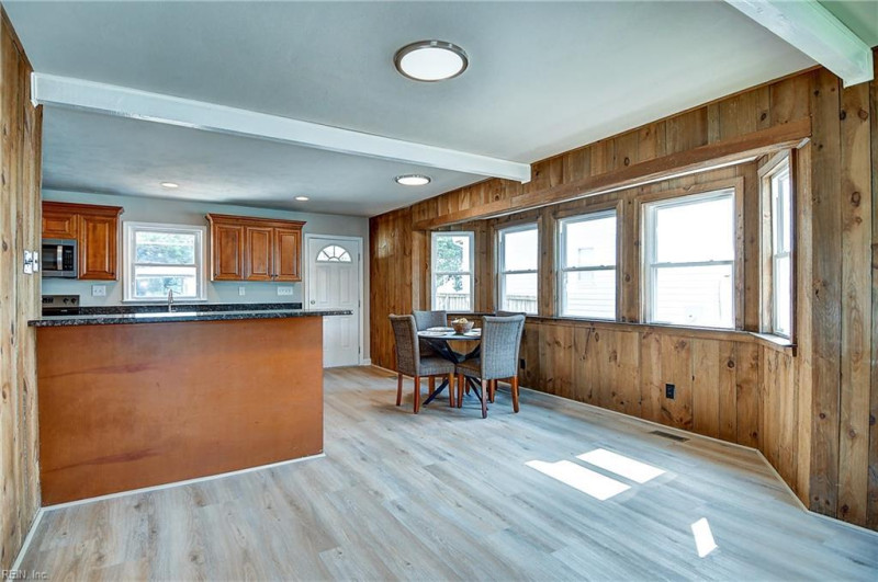 Photo 7 of 50 residential for sale in Norfolk virginia
