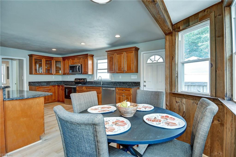 Photo 9 of 50 residential for sale in Norfolk virginia