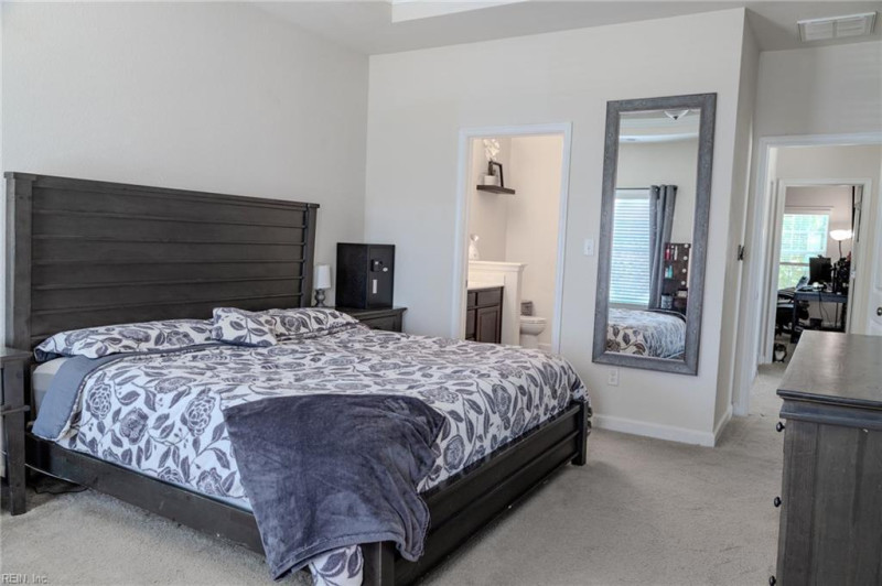 Photo 14 of 18 residential for sale in Chesapeake virginia Photo 14 of 18 residential for sale in Chesapeake virginia