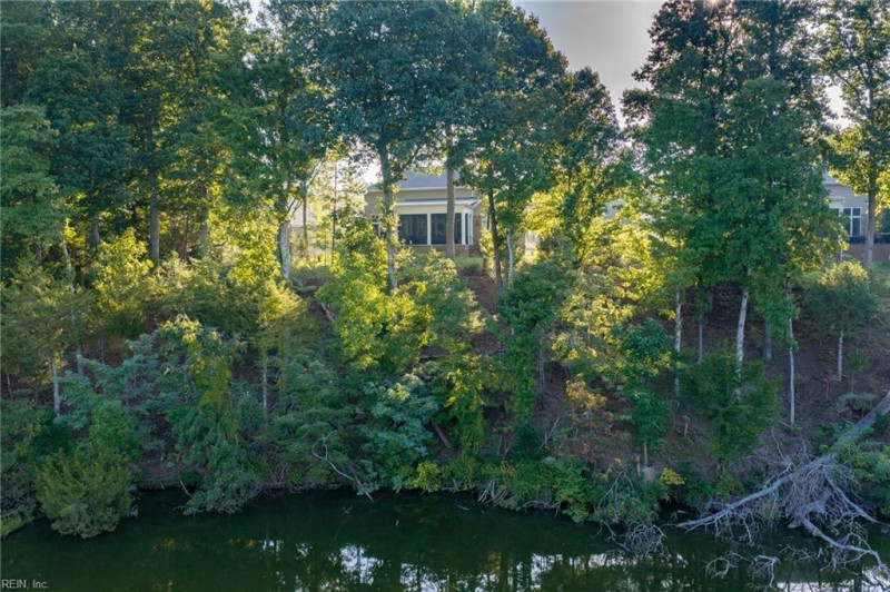 Photo 3 of 50 residential for sale in James City County virginia