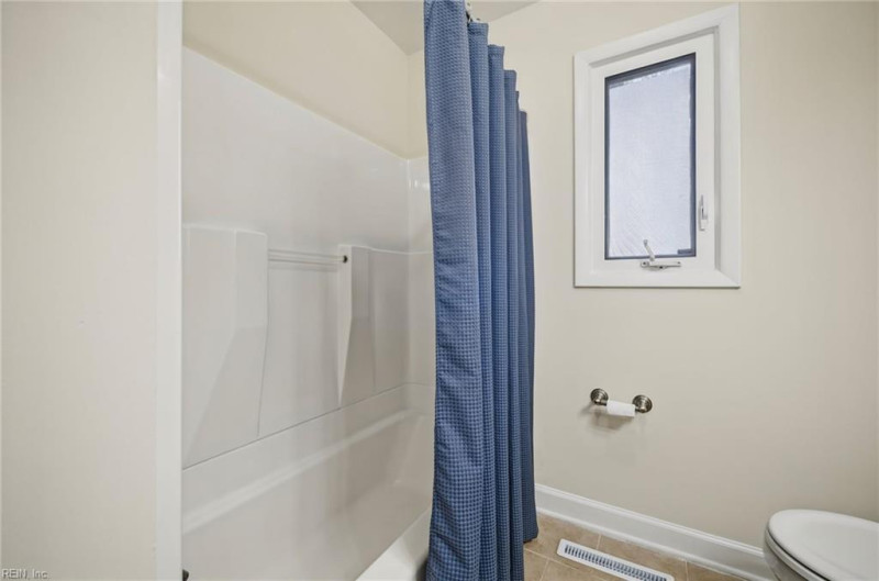 Photo 19 of 41 residential for sale in Virginia Beach virginia