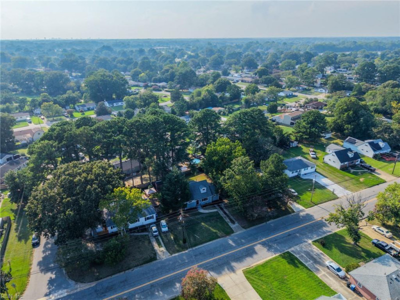 Photo 33 of 41 residential for sale in Virginia Beach virginia