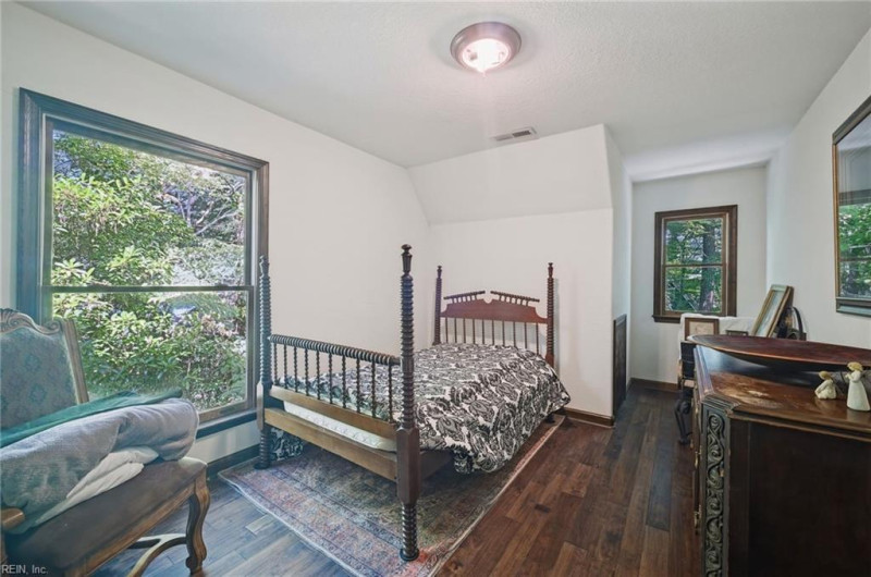 Photo 24 of 49 residential for sale in Virginia Beach virginia