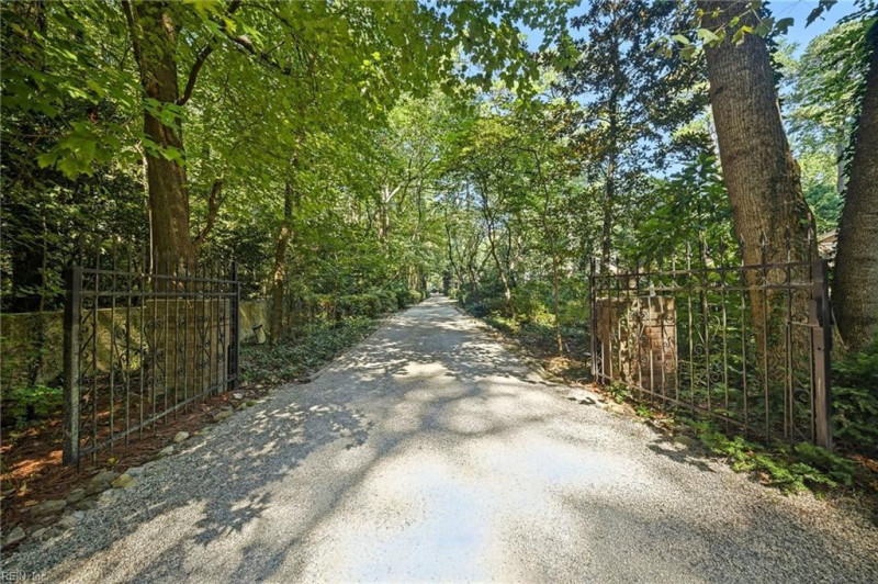 Photo 47 of 49 residential for sale in Virginia Beach virginia