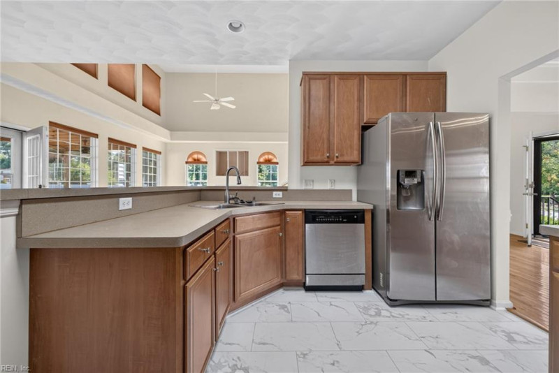 Photo 11 of 50 residential for sale in Suffolk virginia