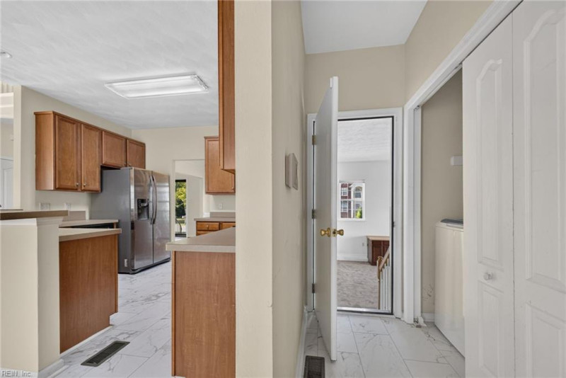 Photo 19 of 50 residential for sale in Suffolk virginia
