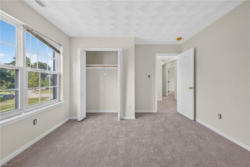 Photo 27 of 50 residential for sale in Suffolk virginia