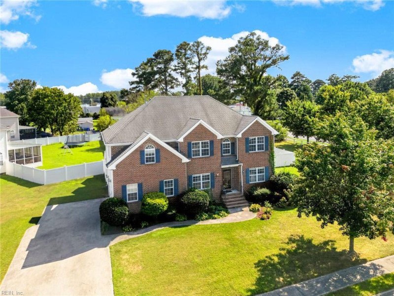 Photo 3 of 50 residential for sale in Suffolk virginia