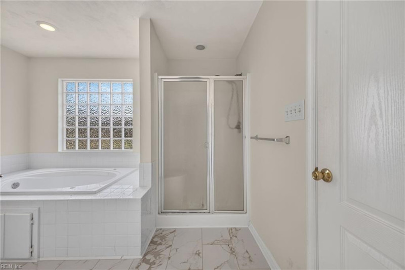 Photo 32 of 50 residential for sale in Suffolk virginia