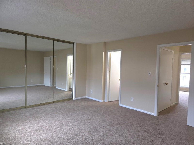 Photo 16 of 26 residential for sale in Virginia Beach virginia