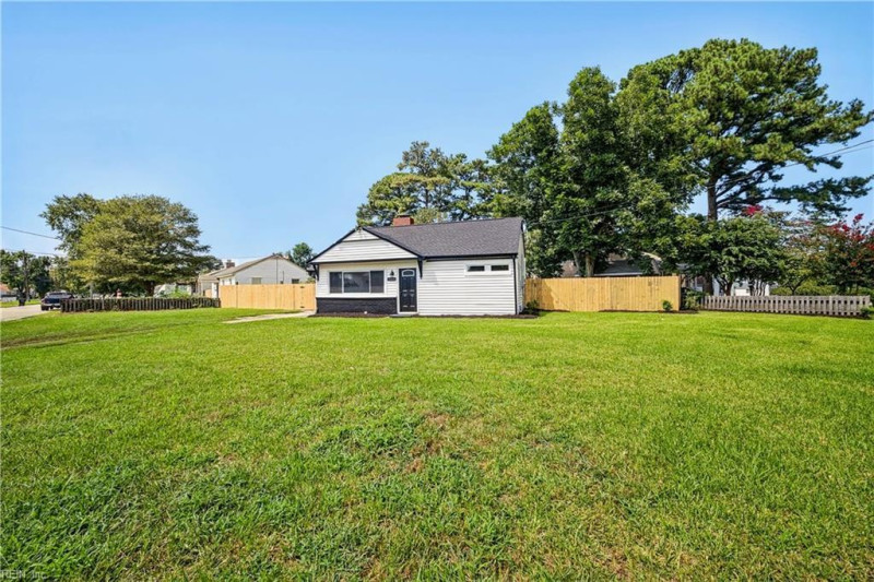 Photo 26 of 30 residential for sale in Portsmouth virginia Photo 26 of 30 residential for sale in Portsmouth virginia