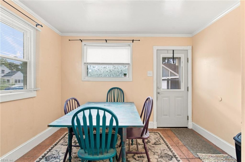Photo 17 of 36 residential for sale in Portsmouth virginia