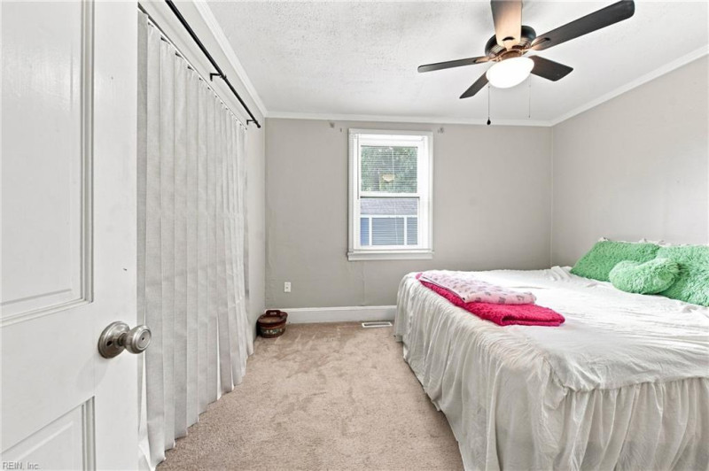 Photo 23 of 36 residential for sale in Portsmouth virginia