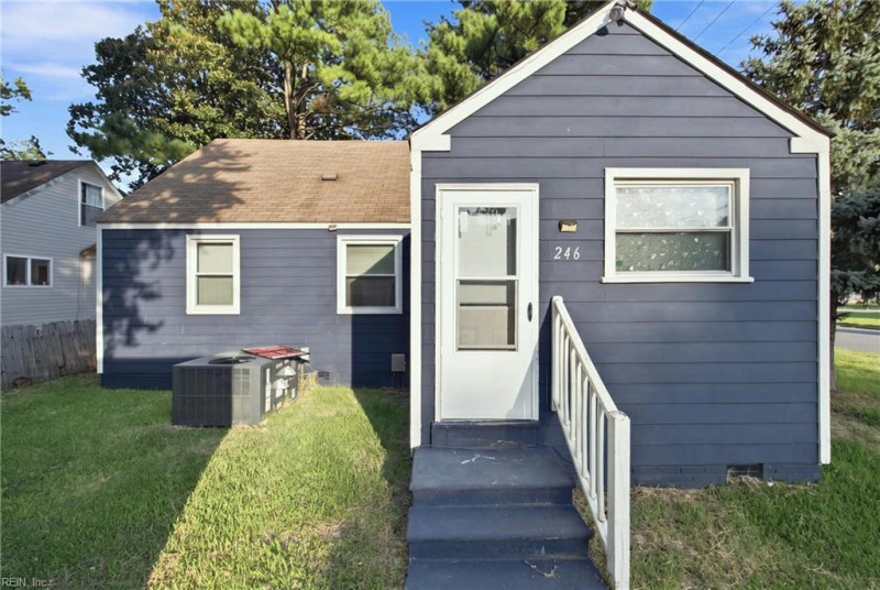 Photo 35 of 36 residential for sale in Portsmouth virginia